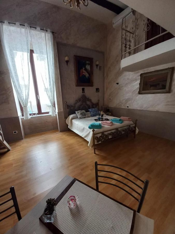 Il Borbonico A Toledo Apartment Наполи Екстериор снимка